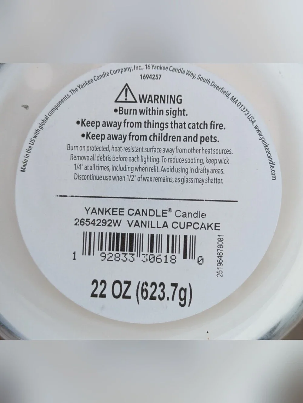 Yankee Candle Vanilla Cupcake Jar Candle